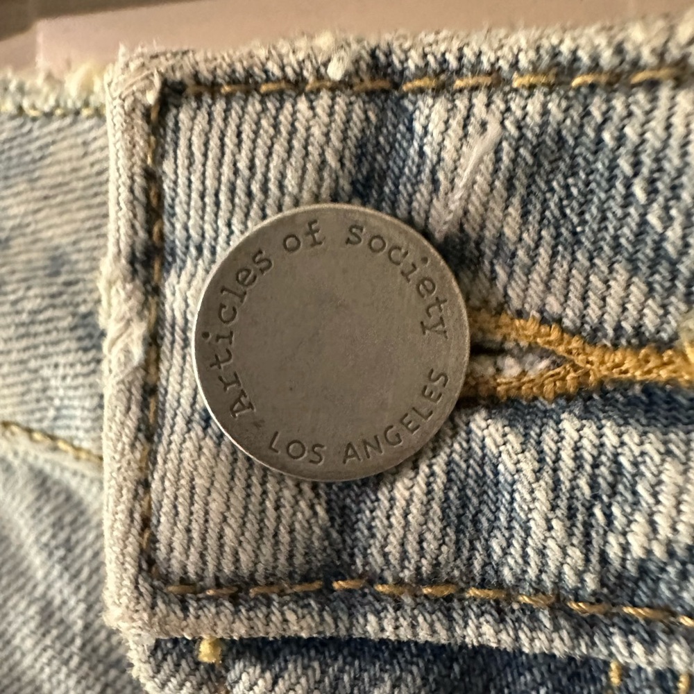 Articles of Society distressed Jean skirt - Picture 6 of 9
